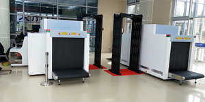 Machine à rayons X de sécurité à double vue à l'aéroport avec deux générateurs de rayons X 160kv